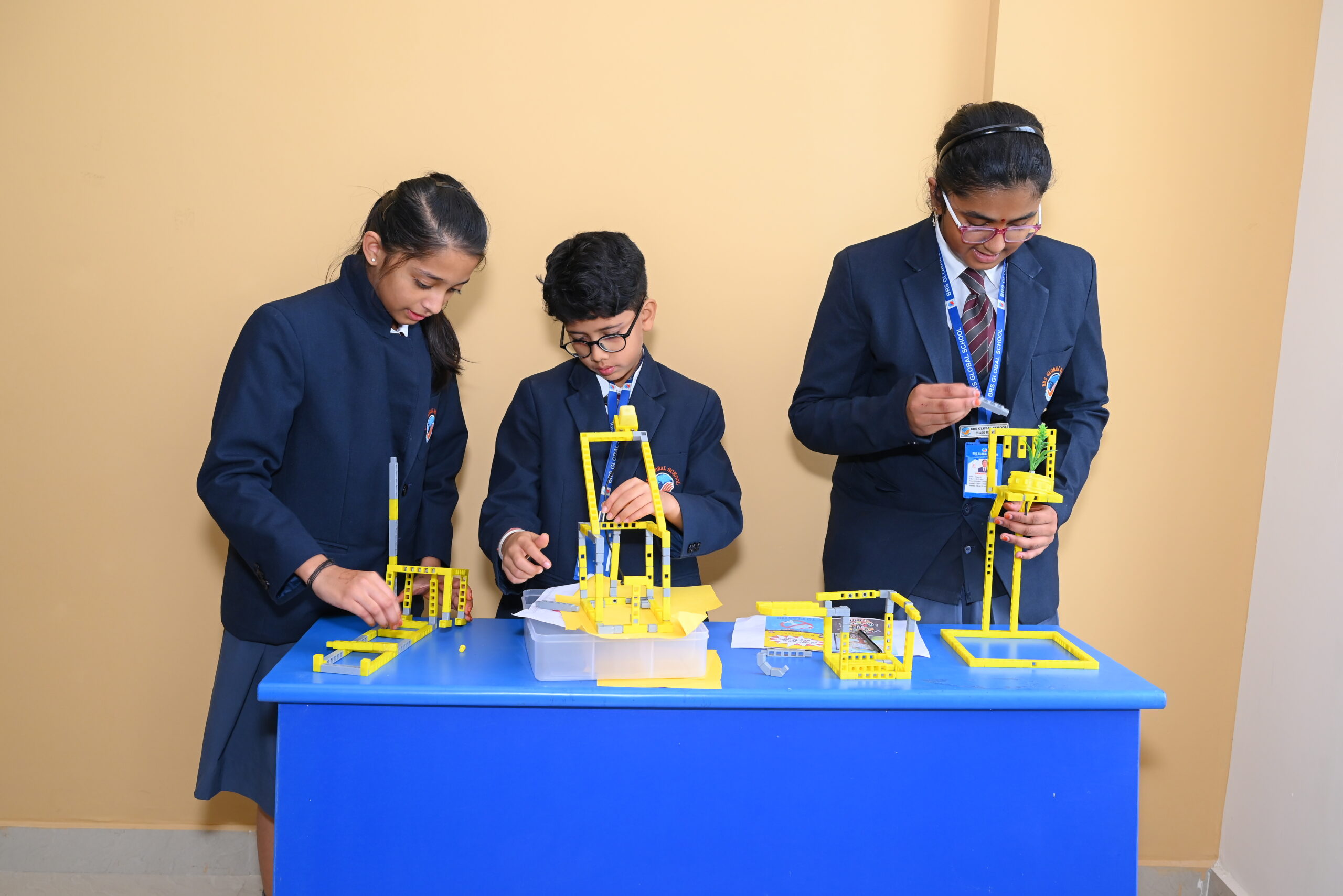 03 Secondary USPs BG