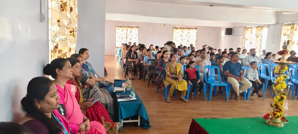 Parents attending the Montessori Parent Orientation Programme at BRS Global School, one of the best CBSE schools in Sarjapur Road, introducing families to the Montessori learning approach.