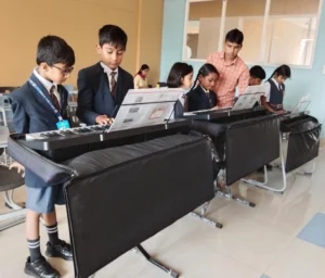 Students learning keyboard at BRS Global School Attibele, one of the best CBSE schools in Anekal.