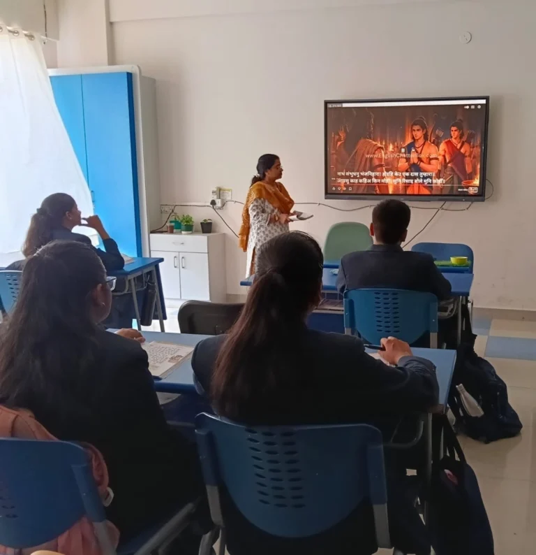Students participating in technology-enabled learning at BRS Global School – Attibele Campus, one of the leading schools in Anekal.
