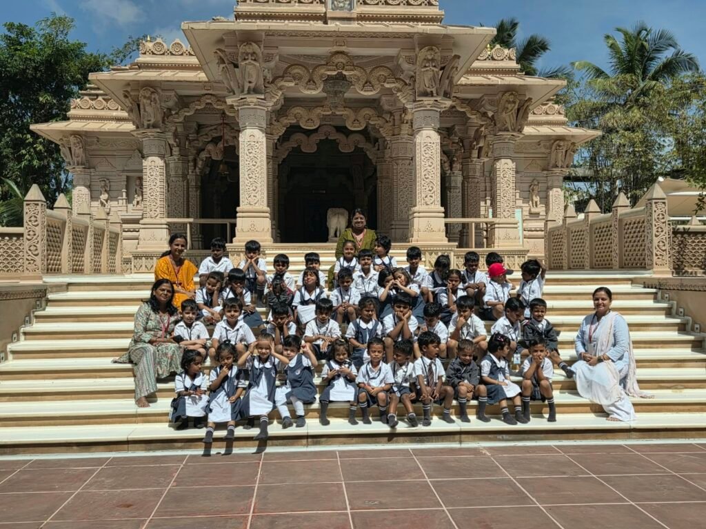 Montessori students visiting Jain Temple in Attibele – schools in Attibele