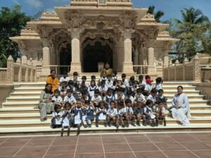 Montessori students visiting Jain Temple in Attibele – schools in Attibele