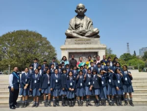 Students from BRS Global School Sarjapur Road during Vidhana Soudha visit